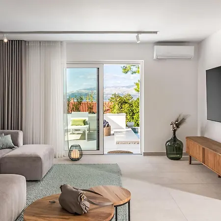 Brax8 By Interhome Villa Splitska