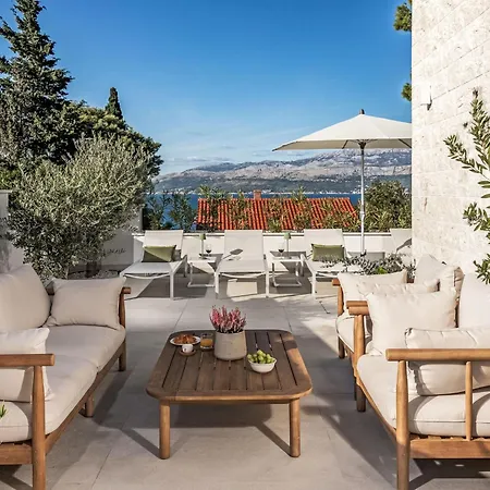 Brax8 By Interhome Villa Splitska