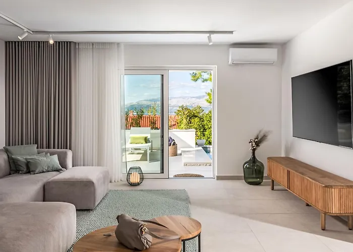 Brax8 By Interhome Villa Splitska